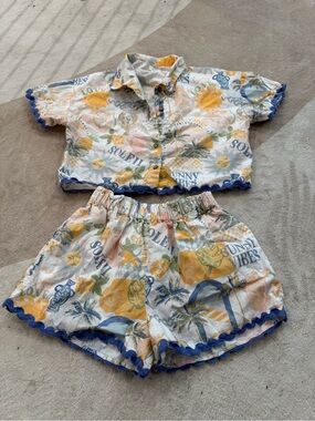 NEXT size 5t Button Up Shirt & Shorts Set